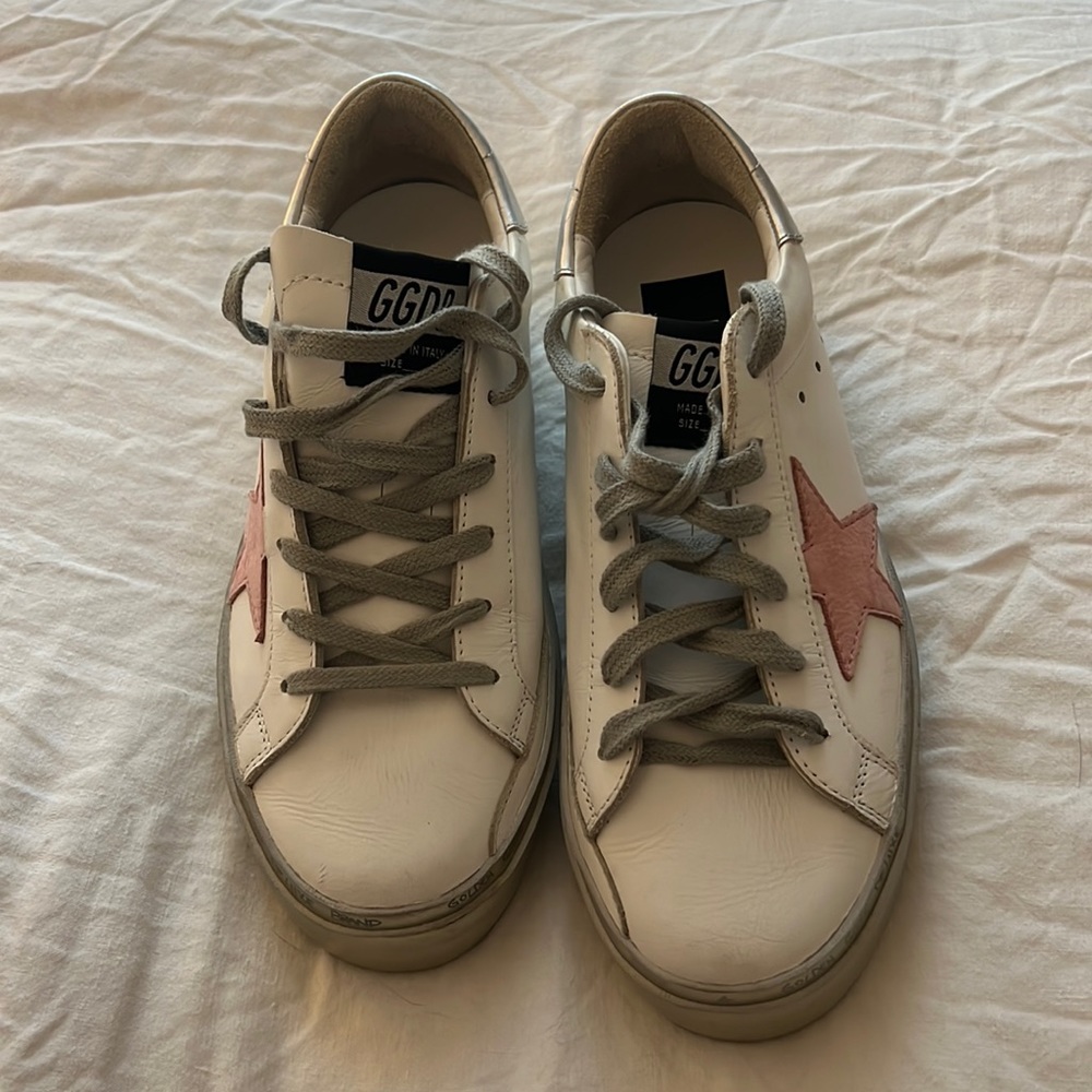 Golden Goose Sneakers